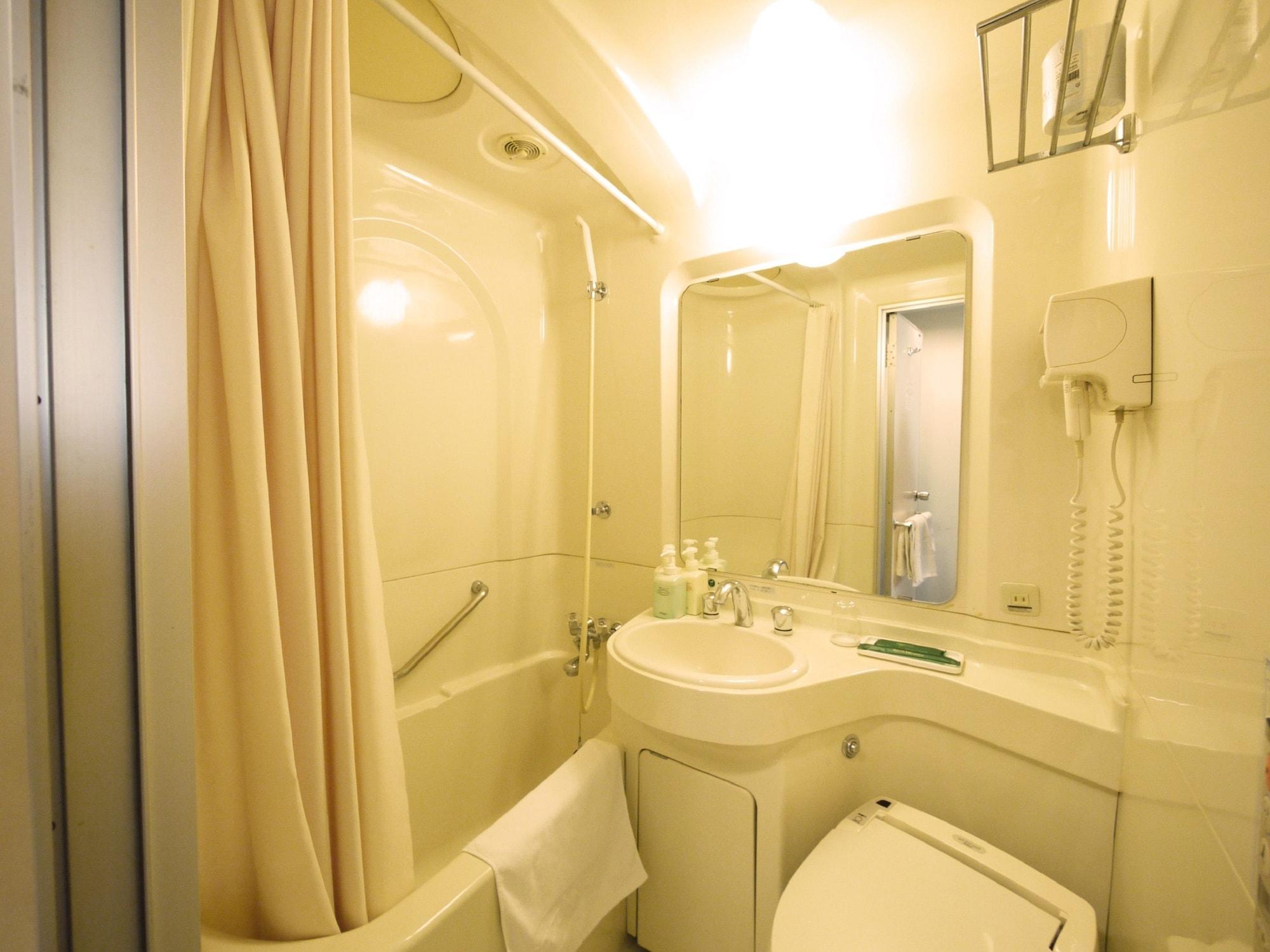 Hotel Route-Inn Tomakomai Ekimae Экстерьер фото