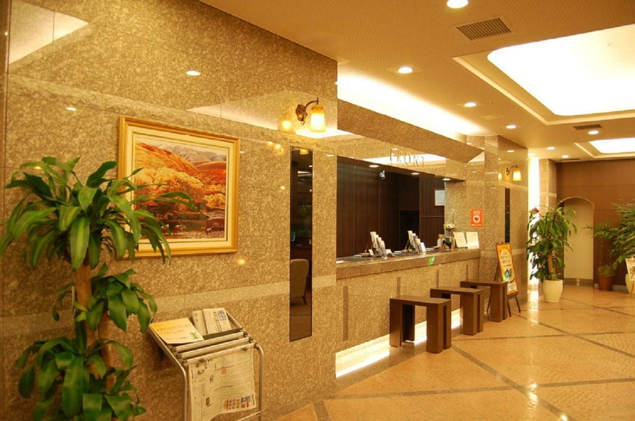 Hotel Route-Inn Tomakomai Ekimae Экстерьер фото